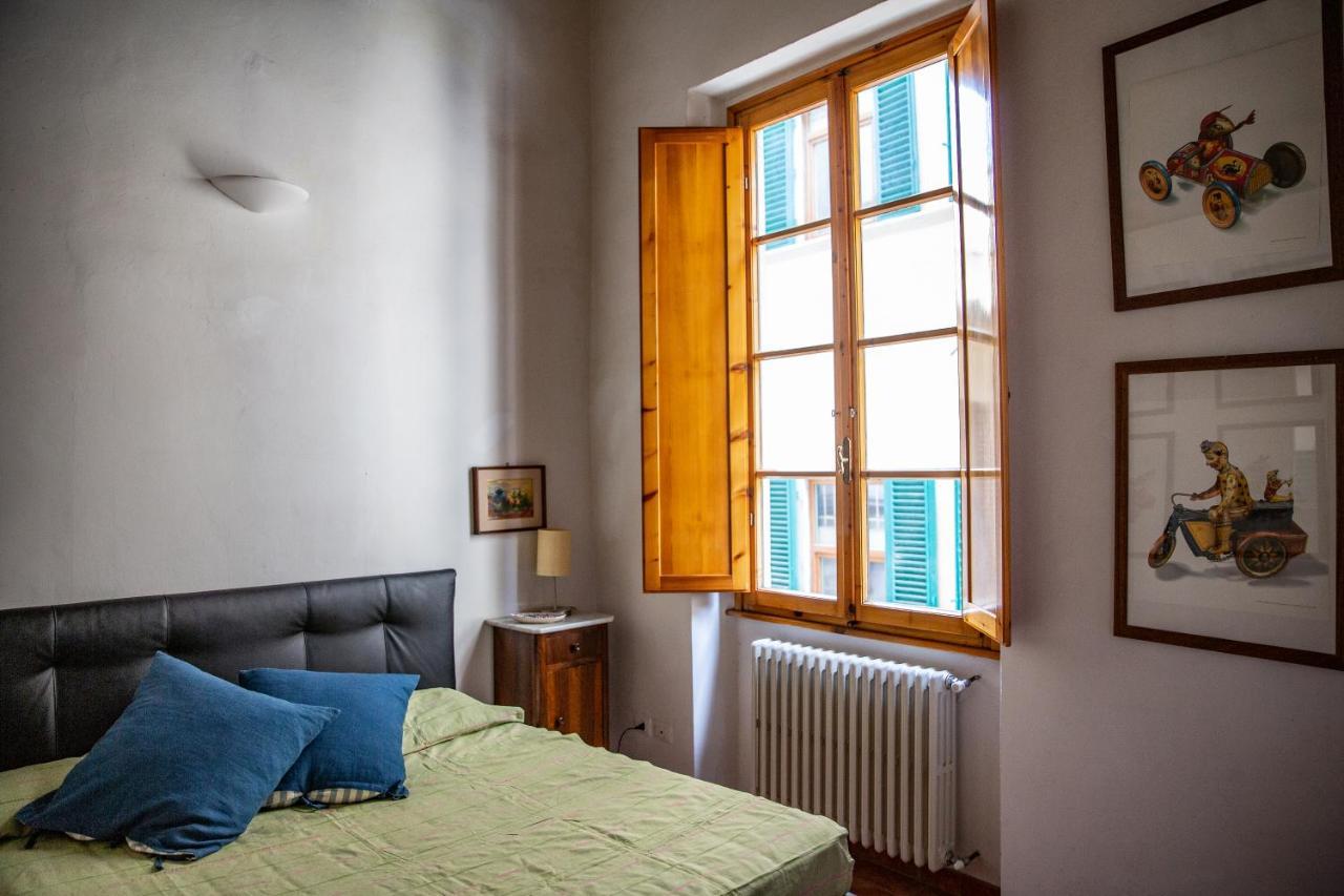 Lovely One Bedroom Apartment Nearby Ponte Vecchio Firenze Bagian luar foto