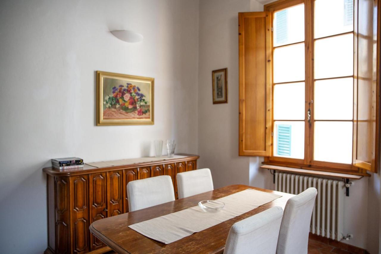 Lovely One Bedroom Apartment Nearby Ponte Vecchio Firenze Bagian luar foto